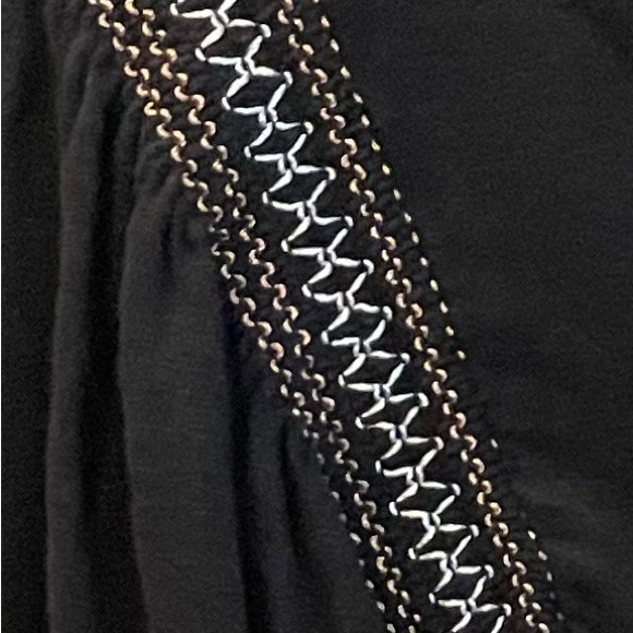 Ann Taylor sz m embroidered sleeve/flutter sleeve black top - Picture 2 of 3